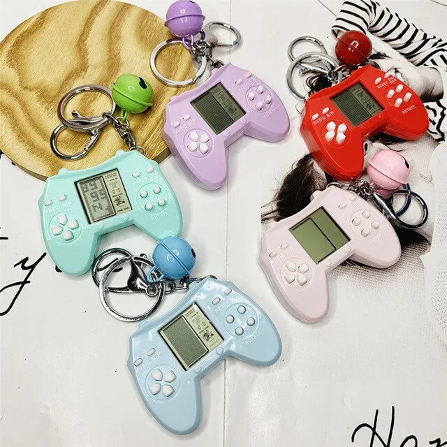 Retro Game Console Keychain Built-in 7 Games